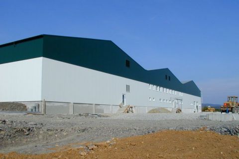 BARLO PLASTICS, spol. s r.o. (Prefabricated production and storage halls) - REFERENCES CZ